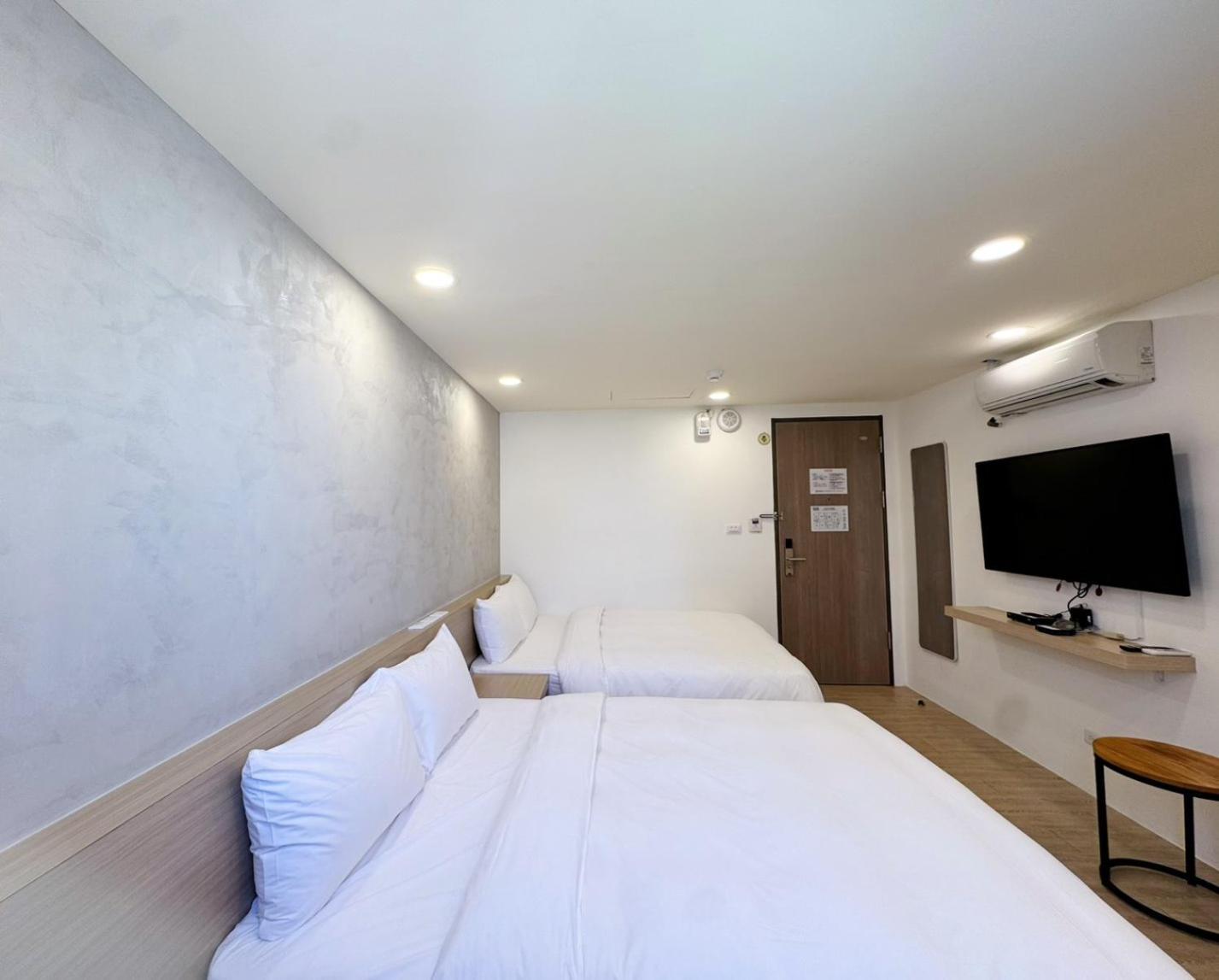 P Inn Tainan Exterior photo
