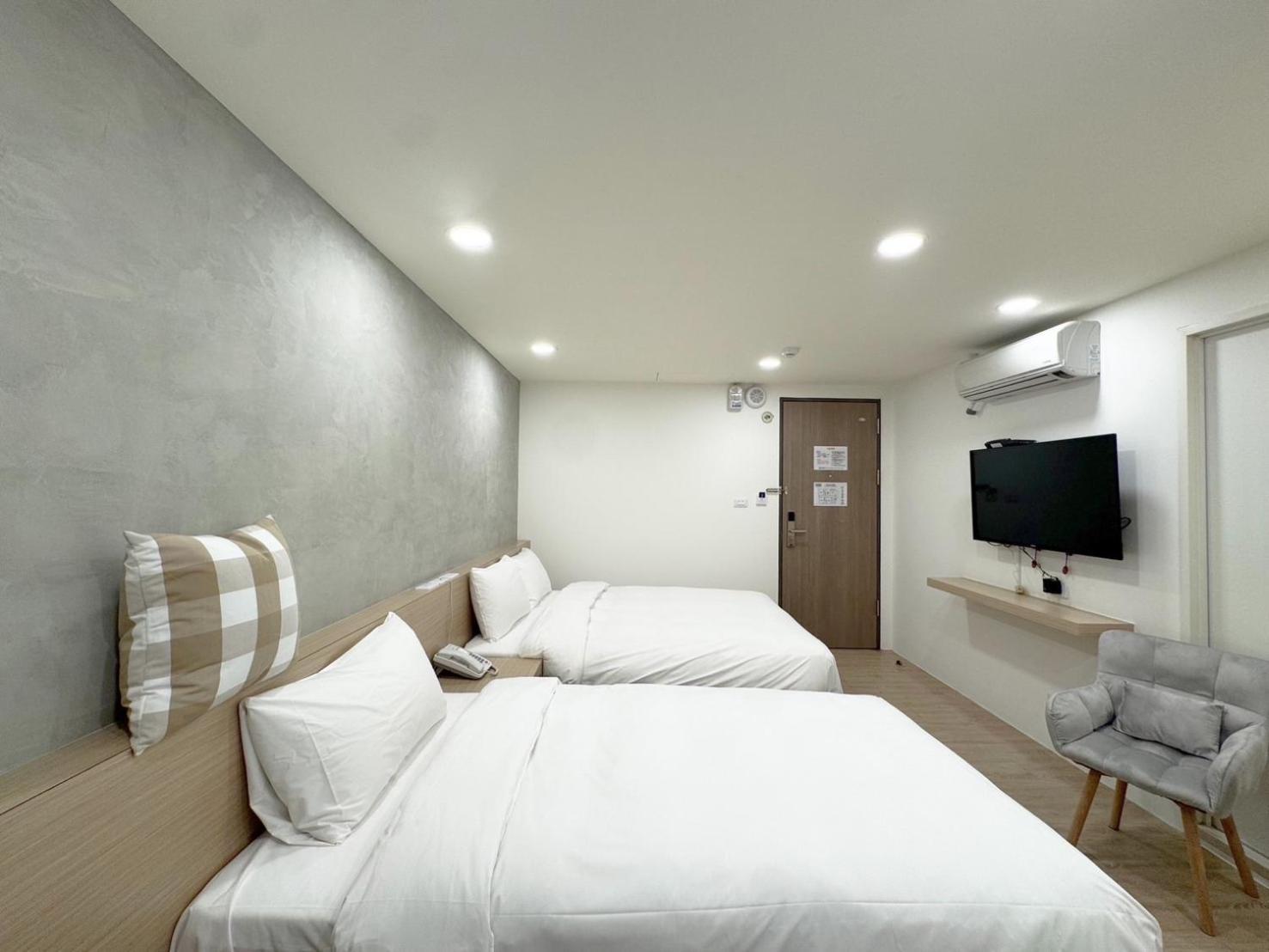 P Inn Tainan Exterior photo