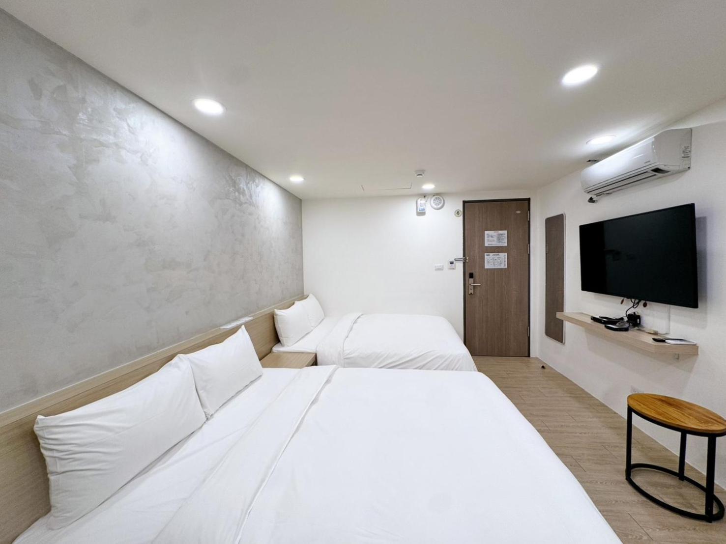 P Inn Tainan Exterior photo