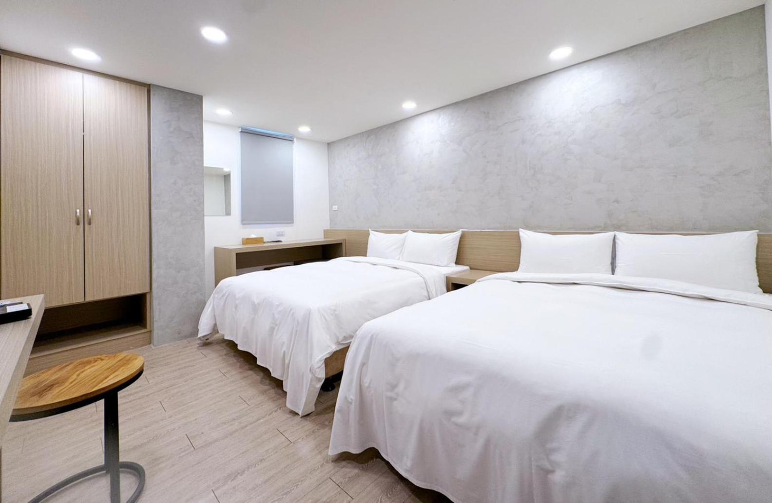 P Inn Tainan Exterior photo